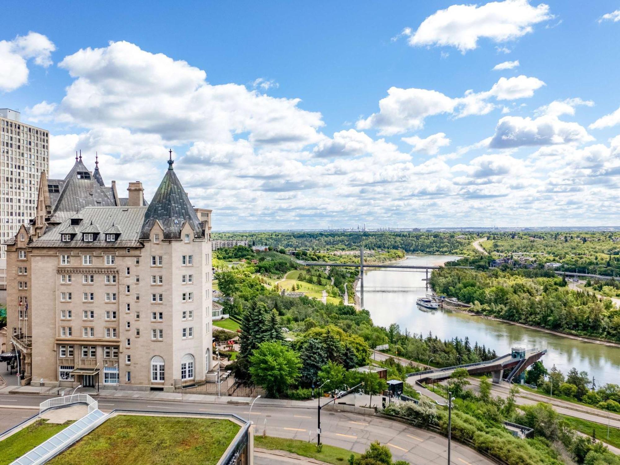 Fairmont Hotel Macdonald เอดมันตัน ภายนอก รูปภาพ