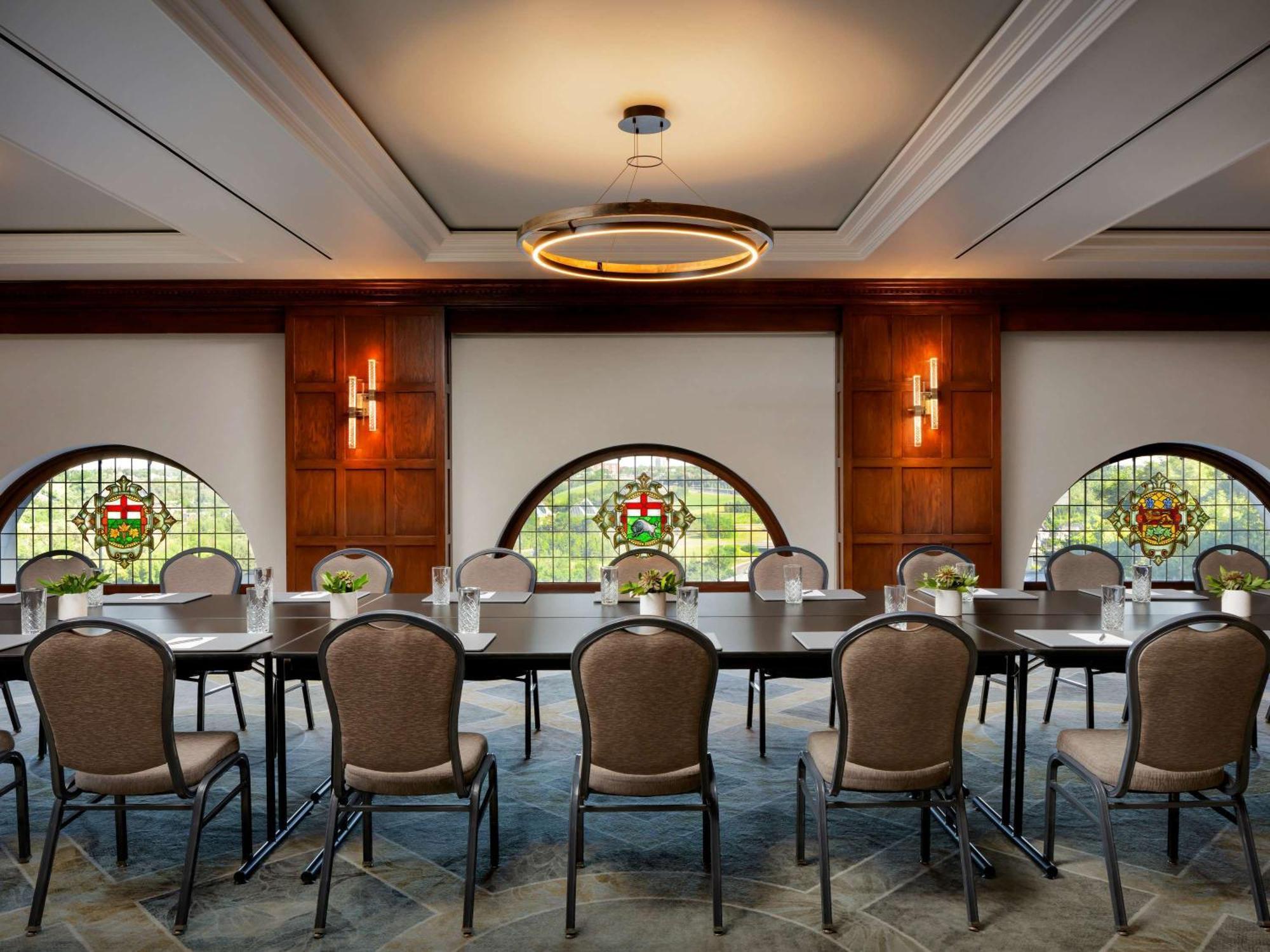 Fairmont Hotel Macdonald เอดมันตัน ภายนอก รูปภาพ